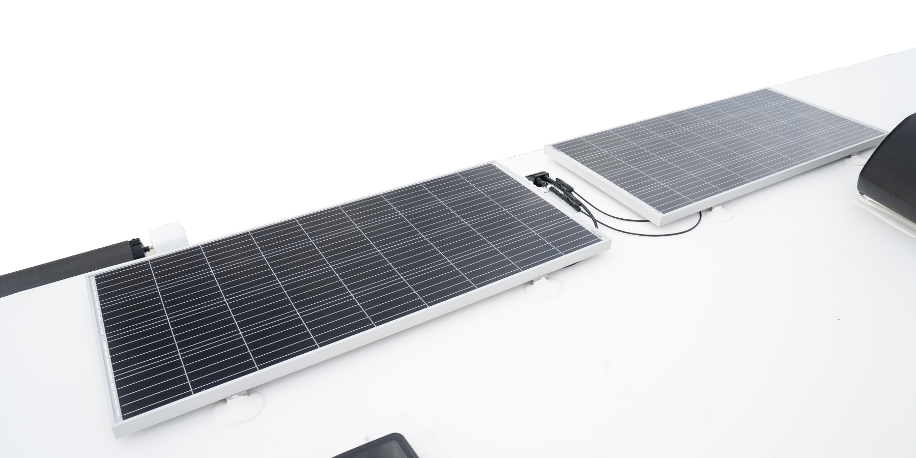 Xtend Solar I Package (1-200 watt solar panel with 30 amp controller)