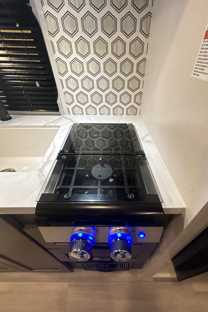 2 Burner Flush Mount Range with Glass Top